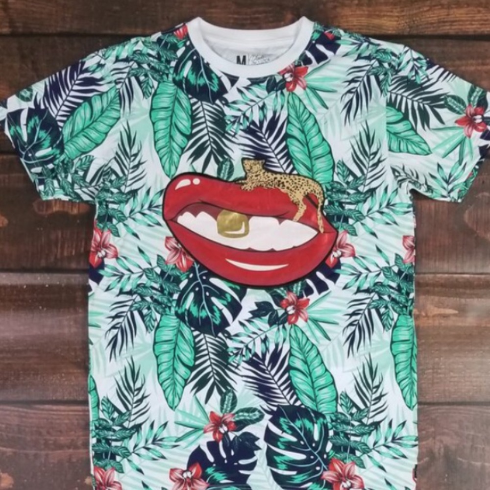 Men floral tee